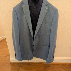 Stylish Men's Light Blue Blazer
